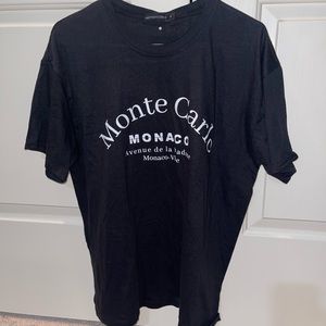 BLACK OVERSIZED T-SHIRT